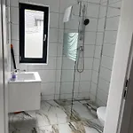 Pod Jodlami Apartment *