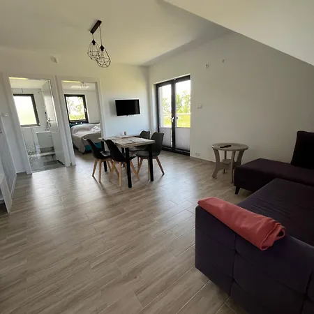 Pod Jodlami דירה